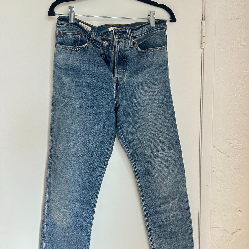 Levi's Wedgie Icon Fit in These Dreams - Size 27
